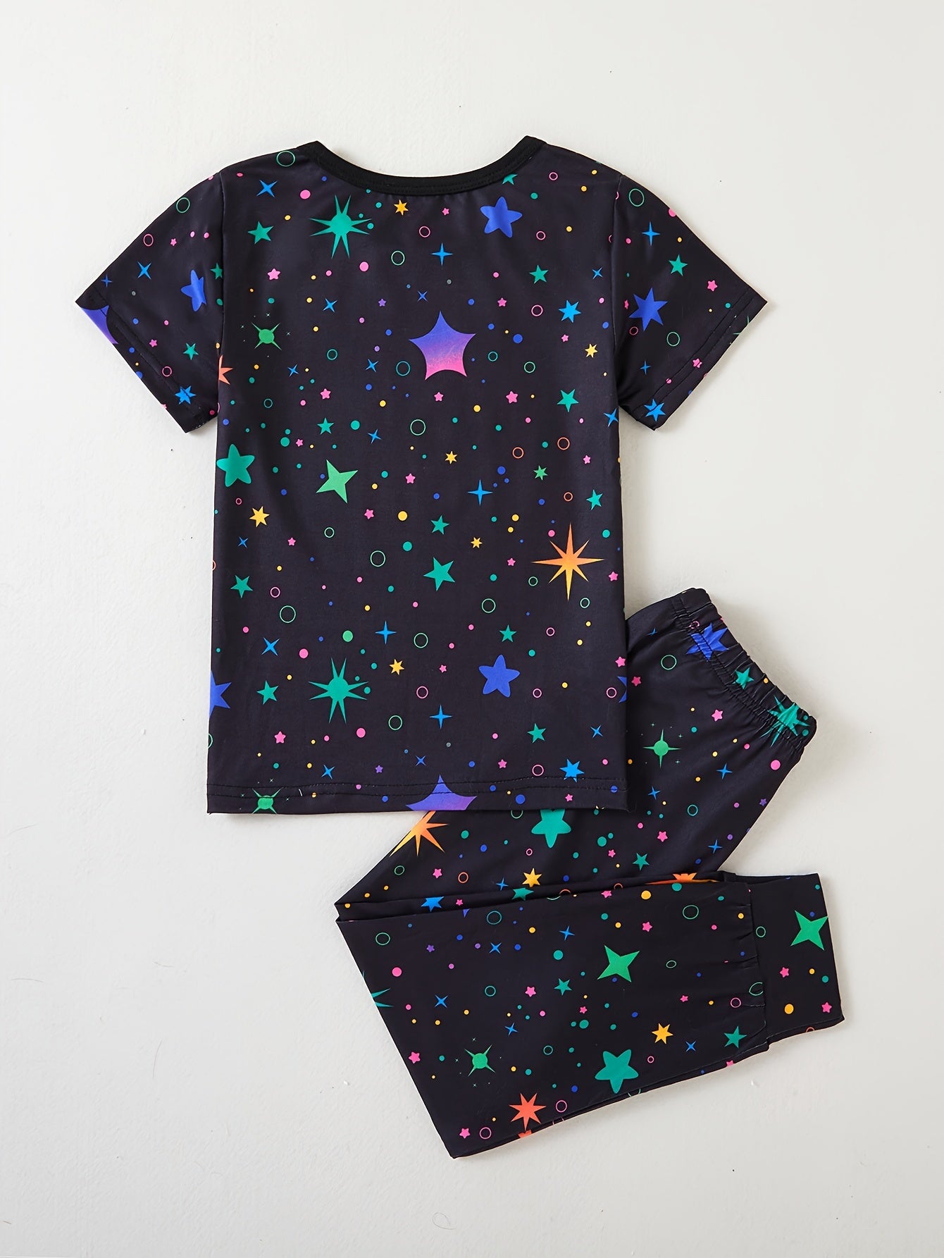 Girls' Spring/Autumn/Summer 2pcs Set with Luminous Cute Unicorn Pattern Round Neck Hoodie T-shirt Short Sleeve Top + Luminous Starry Sky Print Elastic Waist Trousers with Tied Feet Pants Cute Style Pants Suit, Suitable for Ou