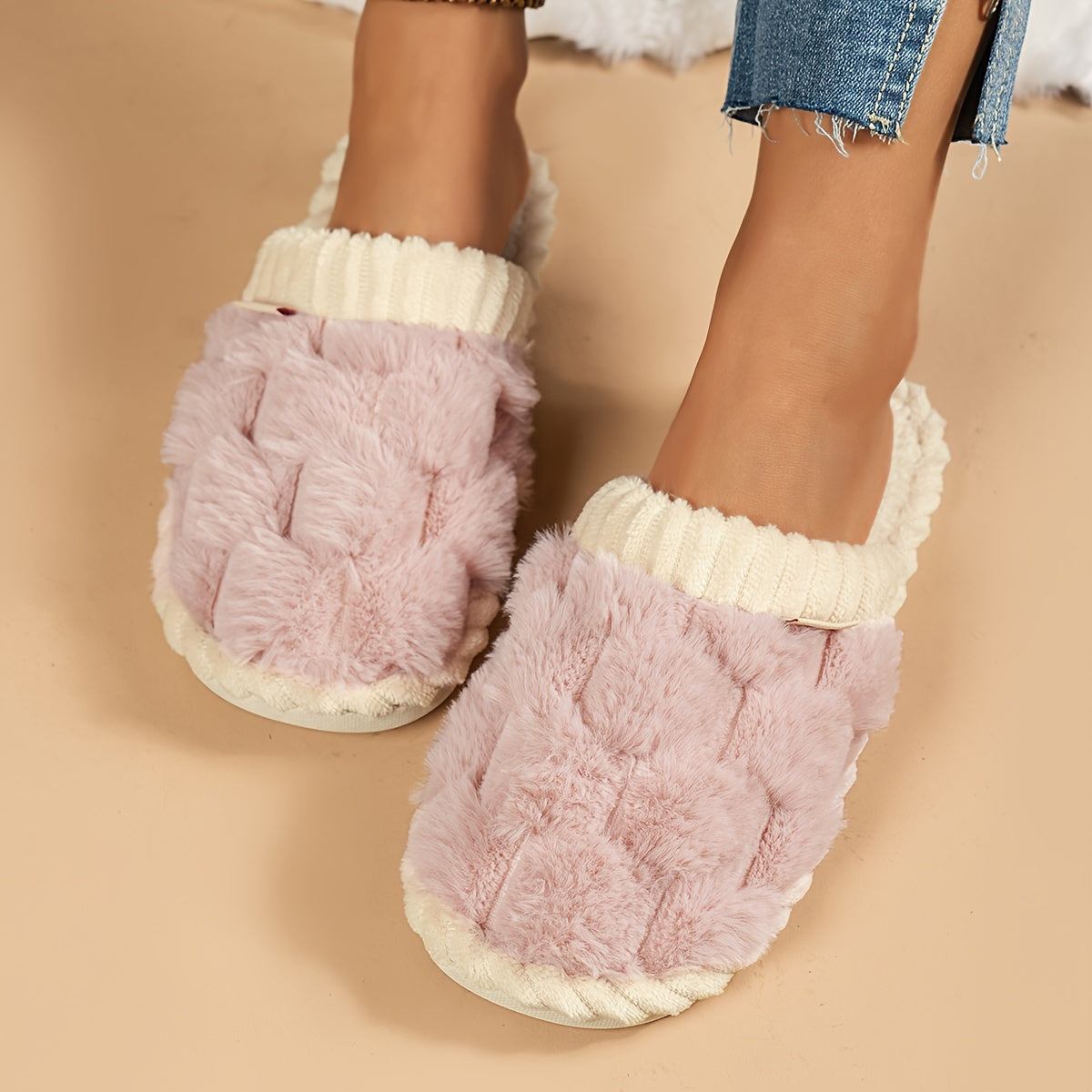 [Cozy Plush Slippers] Soft & Warm Women's Winter Plush Slippers | Cozy Chic Indoor Comfort with Non-Slip PVC Sole, Cream Cuff Detail, Hand Washable