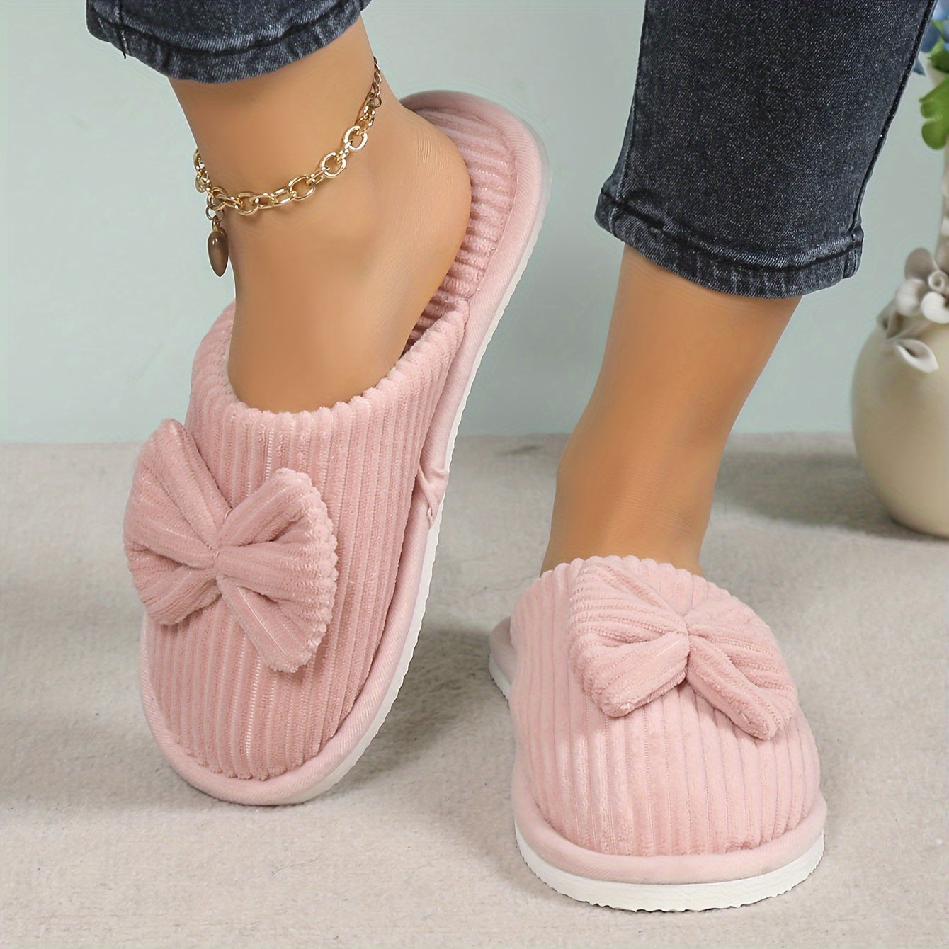 [Cozy Slippers] Cozy Fleece-Lined Women's Slip-On Winter Slippers | Soft All-Season Indoor House Shoes for Home & Couples, Casual Slip-On Design with Bow Detail, EVA Sole